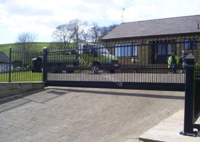 Cantilever Style Automatic Sliding Gate, Ramsbottom