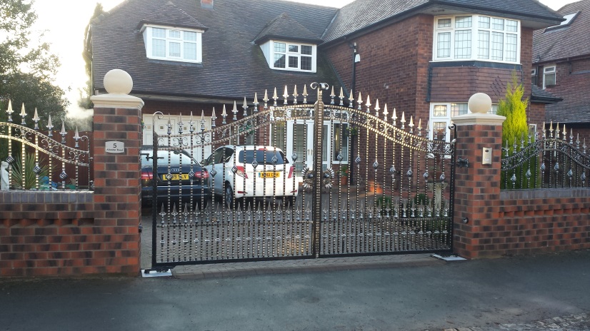 electric gates servicing rochdale